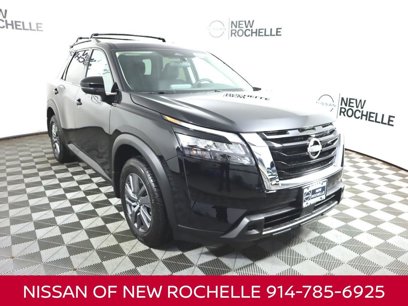 New 2025 Nissan Pathfinder SV