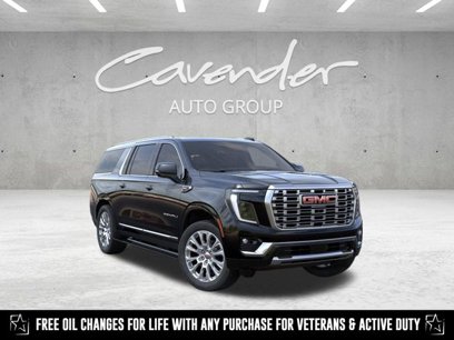 New 2025 GMC Yukon XL Denali w/ Sun & Power Step Package