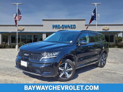 Used 2022 Kia Sorento S w/ Panoramic Sunroof Package