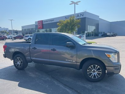 Used 2022 Nissan Titan SV