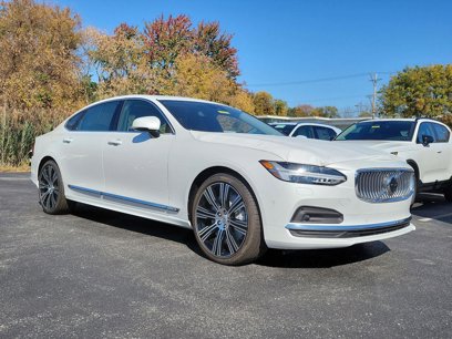 New 2025 Volvo S90 B6 Plus