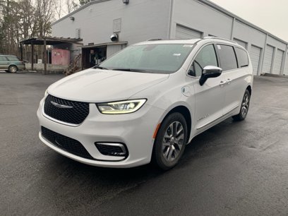 New 2025 Chrysler Pacifica Pinnacle