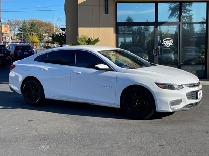 Used 2018 Chevrolet Malibu LT