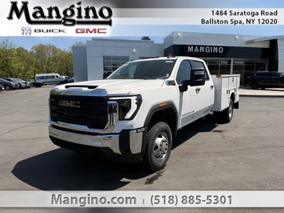 New 2025 GMC Sierra 3500 Pro w/ Convenience Package