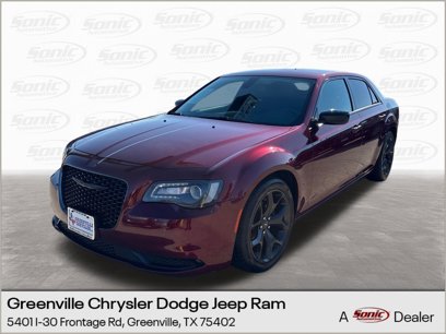 Certified 2022 Chrysler 300 Touring w/ Sport Appearance Package
