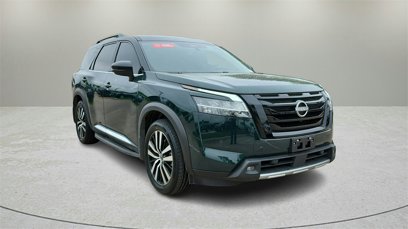 Used 2024 Nissan Pathfinder Platinum