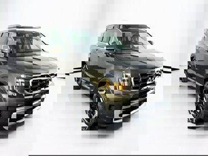 New 2025 Kia Telluride S