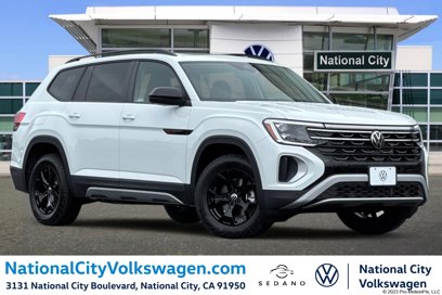 New 2025 Volkswagen Atlas Peak Edition SE