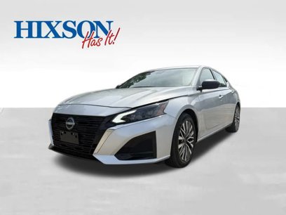Used 2024 Nissan Altima 2.5 SV