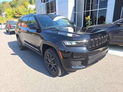 New 2025 Jeep Grand Cherokee L Laredo