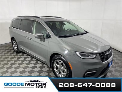 Used 2022 Chrysler Pacifica Limited