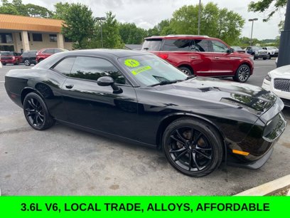 Used 2014 Dodge Challenger SXT