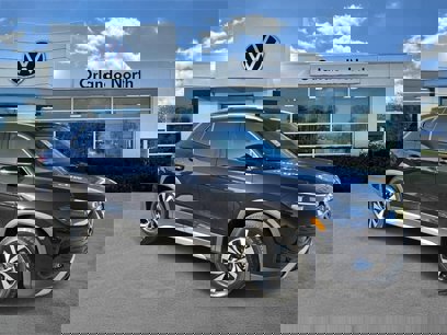 New 2025 Volkswagen Tiguan S