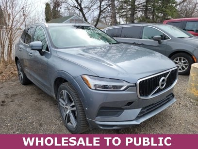 Used 2019 Volvo XC60 T6 Momentum w/ Premium Package
