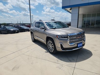 Certified 2022 GMC Acadia Denali w/ Denali Ultimate Package