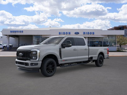 New 2025 Ford F350 Lariat w/ Black Appearance Package