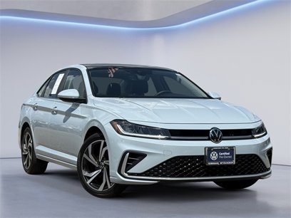 Certified 2025 Volkswagen Jetta SEL