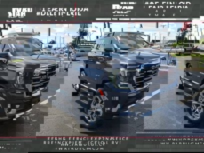 Used 2023 GMC Yukon SLT