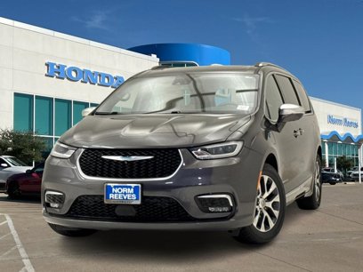 Used 2021 Chrysler Pacifica Pinnacle