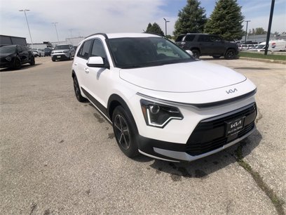 New 2025 Kia Niro EX
