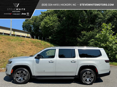 New 2024 Jeep Wagoneer L 4WD w/ Premium Group I