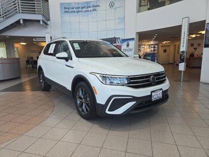 Certified 2022 Volkswagen Tiguan SE