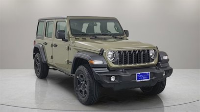 New 2025 Jeep Wrangler Unlimited Rubicon w/ Technology Group