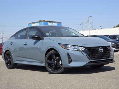 New 2025 Nissan Sentra SR w/ SR Premium Package