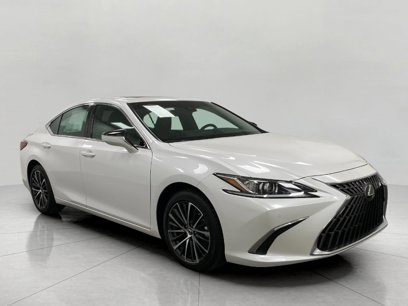 New 2025 Lexus ES 300h w/ Premium Package