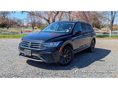 Used 2024 Volkswagen Tiguan SE