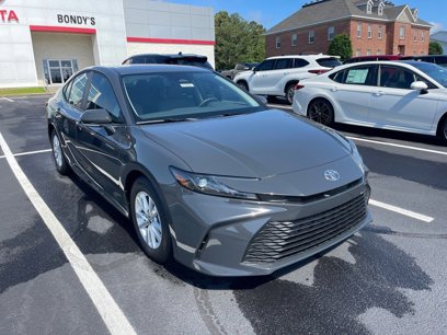 New 2025 Toyota Camry LE