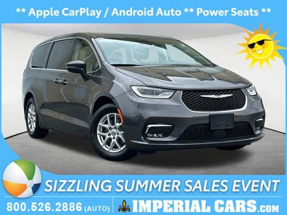 Used 2023 Chrysler Pacifica Touring-L
