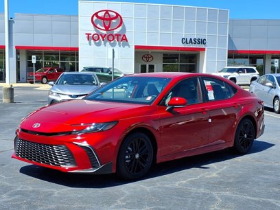 New 2025 Toyota Camry SE