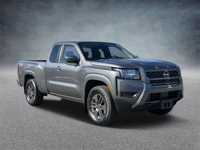 New 2025 Nissan Frontier SV w/ Tow Package