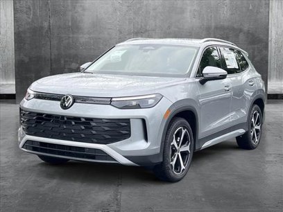 New 2025 Volkswagen Tiguan SE