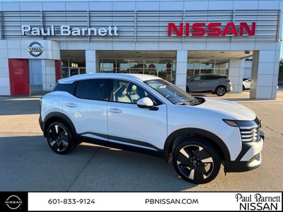 New 2025 Nissan Kicks SR