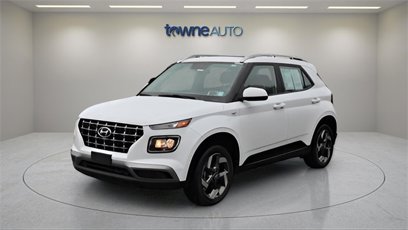 Used 2023 Hyundai Venue SEL
