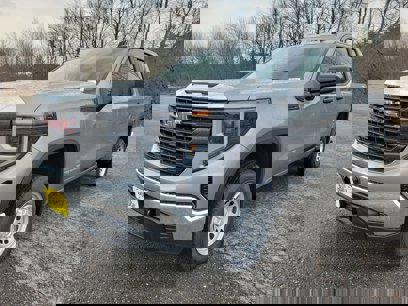 New 2025 GMC Sierra 1500 Pro w/ Pro Value Package