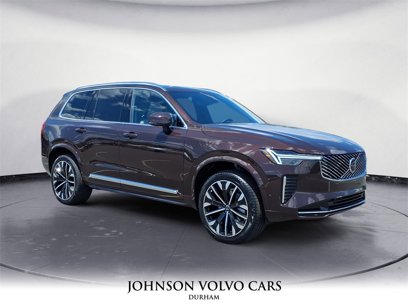 New 2025 Volvo XC90 B5 Plus w/ Protection Package Premier