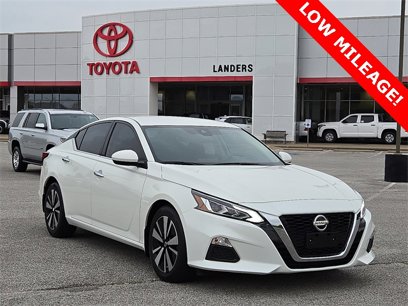 Used 2022 Nissan Altima 2.5 SV