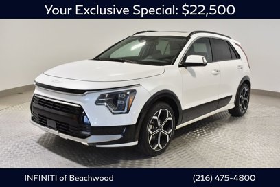 Used 2023 Kia Niro SX Touring