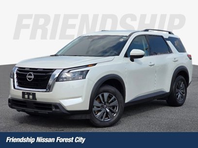 Used 2024 Nissan Pathfinder SV