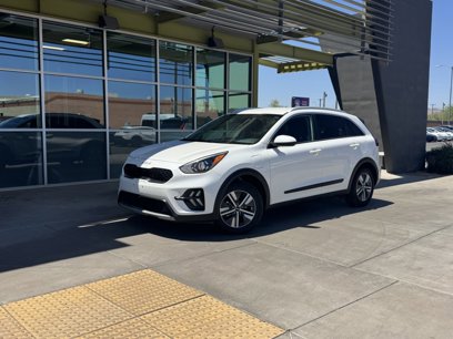 Used 2022 Kia Niro LXS