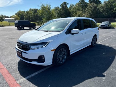 New 2025 Honda Odyssey Touring