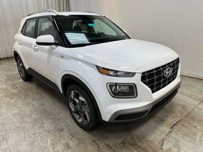 New 2025 Hyundai Venue SEL