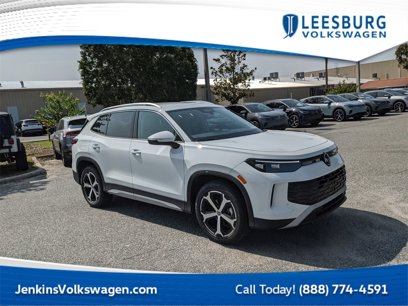New 2025 Volkswagen Tiguan SE