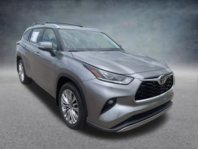 New 2025 Toyota Highlander Platinum