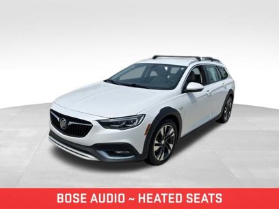 Used 2018 Buick Regal Essence w/ Driver Confidence Package #1