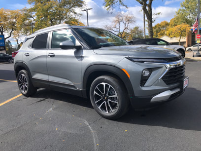 New 2025 Chevrolet TrailBlazer LT w/ Convenience Package