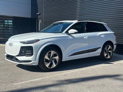 New 2025 Audi Q6 e-tron Premium Plus